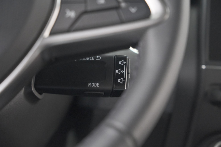 Renault Clio TCe 90 GPF evolution | Parkeersensoren | Navigatie | Apple Carplay Renault Clio TCe 90 GPF evolution | Parkeersensoren | Navigatie | Apple Carplay