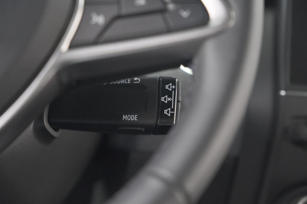 Renault Clio TCe 90 GPF evolution | Parkeersensoren | Navigatie | Apple Carplay Renault Clio TCe 90 GPF evolution | Parkeersensoren | Navigatie | Apple Carplay