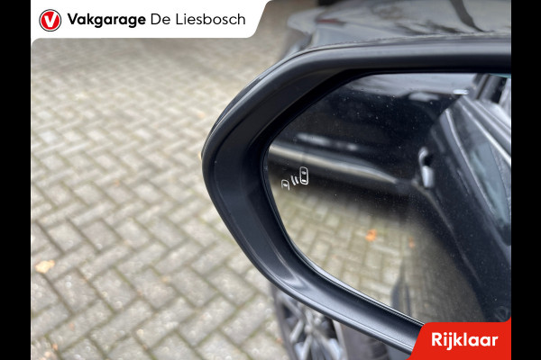 Toyota Yaris Cross 1.5 Hybrid Dynamic/navi/camera/stoel stuur verw/dodehoek/lane assist