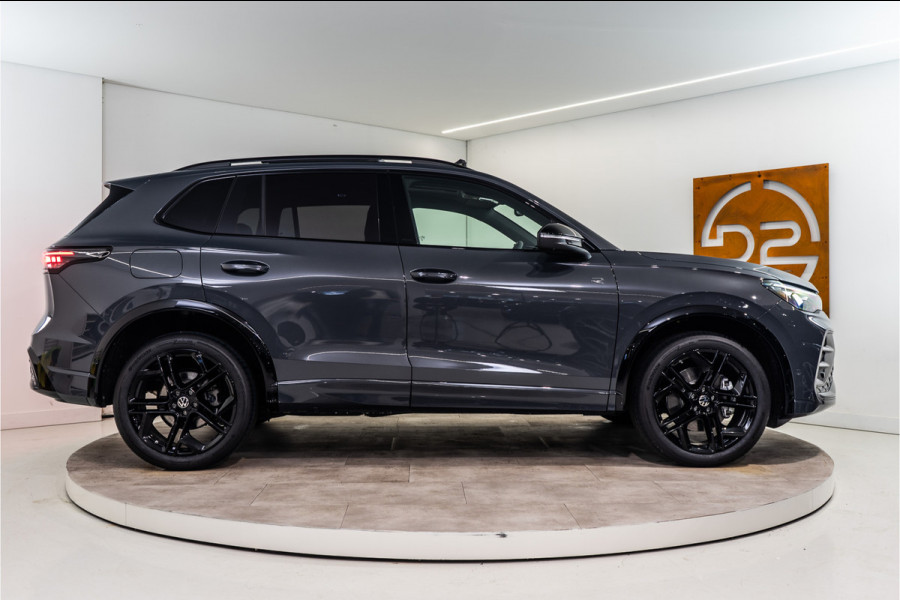 Volkswagen Tiguan 1.5 eHybrid 2x R-Line 2025 PER DIRECT BESCHIKBAAR | VOL OPTIE INCL. 5 JAAR GARANTIE! Volkswagen Tiguan 1.5 eHybrid 2x R-Line 2025 PER DIRECT BESCHIKBAAR | VOL OPTIE INCL. 5 JAAR GARANTIE!