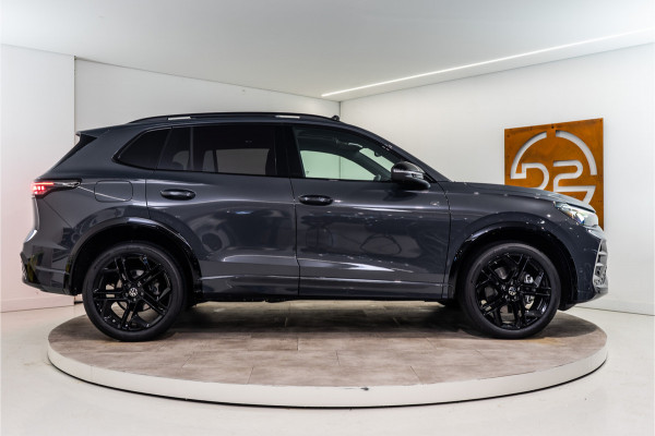 Volkswagen Tiguan 1.5 eHybrid 2x R-Line 2025 PER DIRECT BESCHIKBAAR | VOL OPTIE INCL. 5 JAAR GARANTIE! Volkswagen Tiguan 1.5 eHybrid 2x R-Line 2025 PER DIRECT BESCHIKBAAR | VOL OPTIE INCL. 5 JAAR GARANTIE!