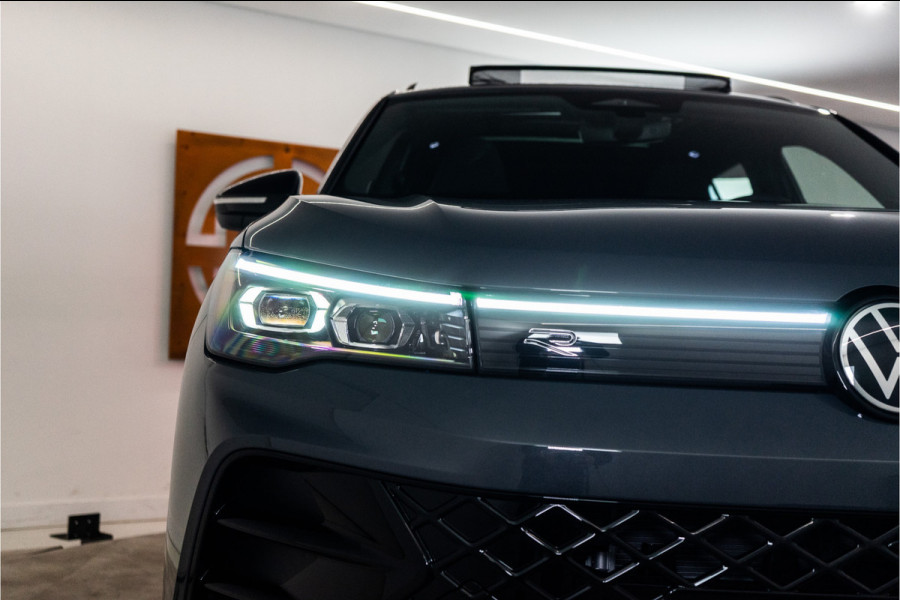 Volkswagen Tiguan 1.5 eHybrid 2x R-Line 2025 PER DIRECT BESCHIKBAAR | VOL OPTIE INCL. 5 JAAR GARANTIE! Volkswagen Tiguan 1.5 eHybrid 2x R-Line 2025 PER DIRECT BESCHIKBAAR | VOL OPTIE INCL. 5 JAAR GARANTIE!