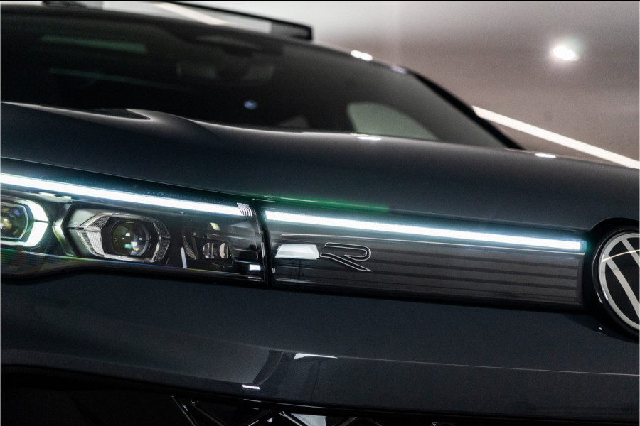 Volkswagen Tiguan 1.5 eHybrid 2x R-Line 2025 PER DIRECT BESCHIKBAAR | VOL OPTIE INCL. 5 JAAR GARANTIE! Volkswagen Tiguan 1.5 eHybrid 2x R-Line 2025 PER DIRECT BESCHIKBAAR | VOL OPTIE INCL. 5 JAAR GARANTIE!