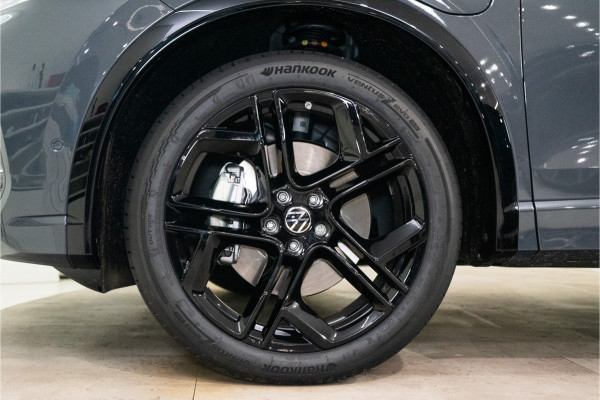 Volkswagen Tiguan 1.5 eHybrid 2x R-Line 2025 PER DIRECT BESCHIKBAAR | VOL OPTIE INCL. 5 JAAR GARANTIE! Volkswagen Tiguan 1.5 eHybrid 2x R-Line 2025 PER DIRECT BESCHIKBAAR | VOL OPTIE INCL. 5 JAAR GARANTIE!