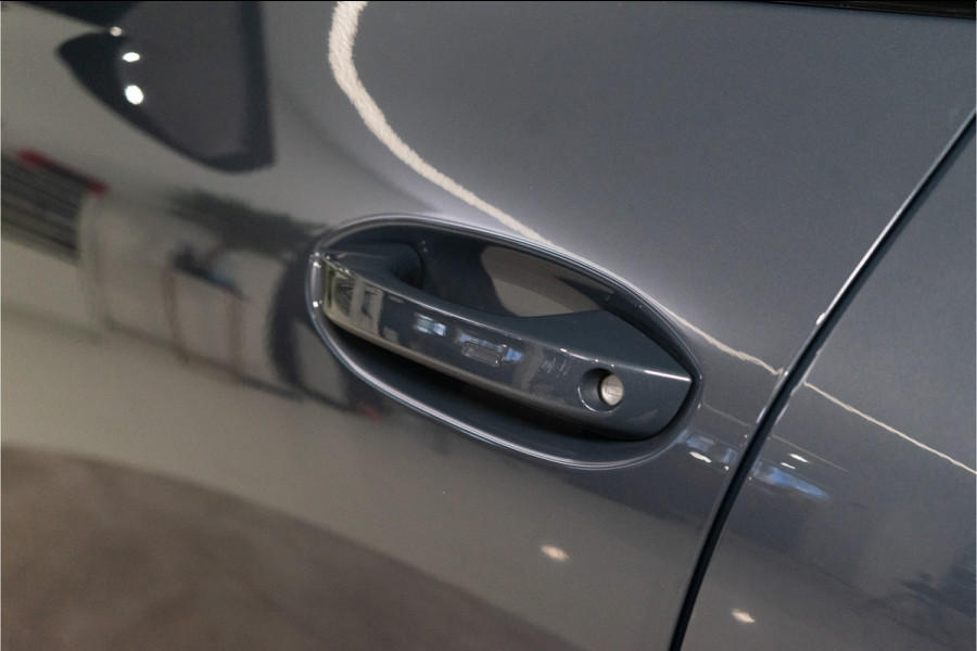 Volkswagen Tiguan 1.5 eHybrid 2x R-Line 2025 PER DIRECT BESCHIKBAAR | VOL OPTIE INCL. 5 JAAR GARANTIE! Volkswagen Tiguan 1.5 eHybrid 2x R-Line 2025 PER DIRECT BESCHIKBAAR | VOL OPTIE INCL. 5 JAAR GARANTIE!