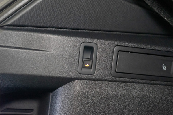 Volkswagen Tiguan 1.5 eHybrid 2x R-Line 2025 PER DIRECT BESCHIKBAAR | VOL OPTIE INCL. 5 JAAR GARANTIE! Volkswagen Tiguan 1.5 eHybrid 2x R-Line 2025 PER DIRECT BESCHIKBAAR | VOL OPTIE INCL. 5 JAAR GARANTIE!