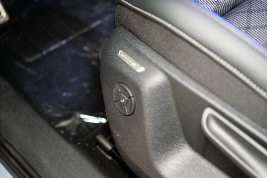 Volkswagen Tiguan 1.5 eHybrid 2x R-Line 2025 PER DIRECT BESCHIKBAAR | VOL OPTIE INCL. 5 JAAR GARANTIE! Volkswagen Tiguan 1.5 eHybrid 2x R-Line 2025 PER DIRECT BESCHIKBAAR | VOL OPTIE INCL. 5 JAAR GARANTIE!