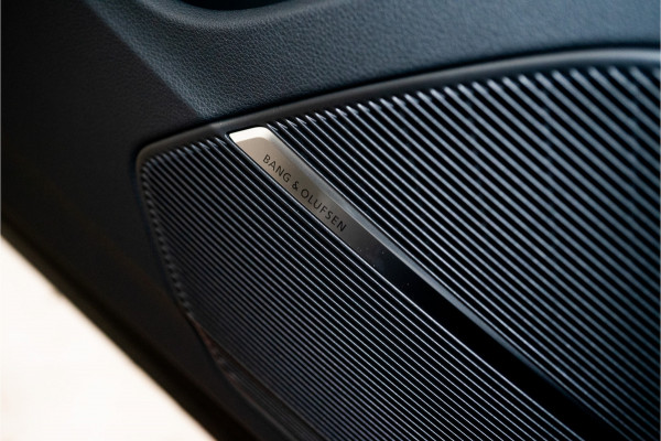 Audi Q7 60 TFSI e Quattro Pro Line+ S Competition 489PK | 2025 DIRECT LEVERBAAR | Pano | B&O | Leder | VOL! 5 JAAR FABR. GARANTIE