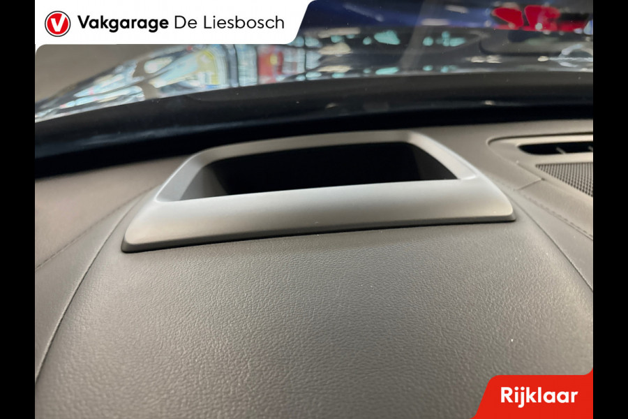 Volvo XC90 2.0 T8 Recharge AWD Ultimate Bright / 7 persoons / Panoramadak / leder/ alcantara hemel