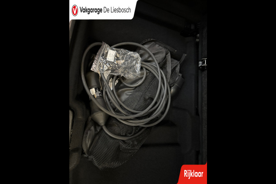 Volvo XC90 2.0 T8 Recharge AWD Ultimate Bright / 7 persoons / Panoramadak / leder/ alcantara hemel