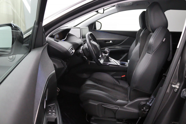 Peugeot 5008 1.2 PureTech Crossway*ECC*NAVI*ACC*CAM*CARPLAY*