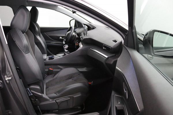 Peugeot 5008 1.2 PureTech Crossway*ECC*NAVI*ACC*CAM*CARPLAY*