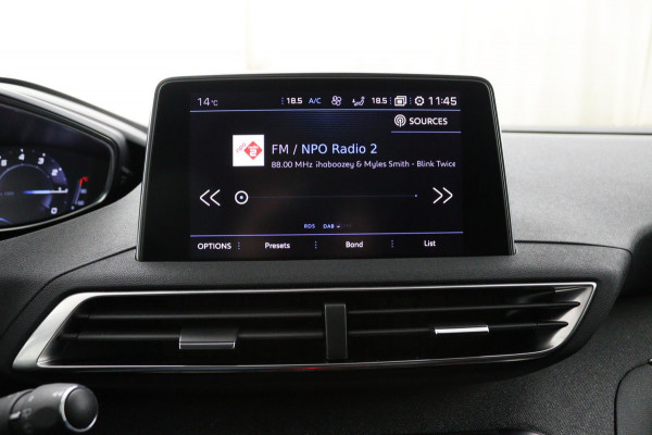 Peugeot 5008 1.2 PureTech Crossway*ECC*NAVI*ACC*CAM*CARPLAY*