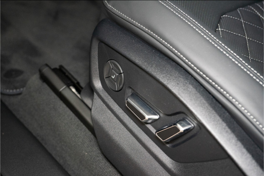 Audi Q8 60 TFSI E Quattro S-Edition Competition 490PK FACELIFT | 2025 DIRECT LEVERBAAR | 5 Jaar Garantie | BOMVOL!