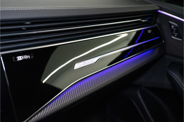 Audi Q8 60 TFSI E Quattro S-Edition Competition 490PK FACELIFT | 2025 DIRECT LEVERBAAR | 5 Jaar Garantie | BOMVOL!