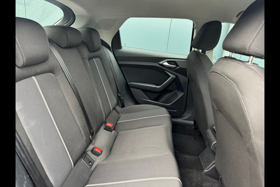 Audi A1 Sportback 30 TFSI epic * Carplay * Cruise Control * Lichtmetalen Velgen *