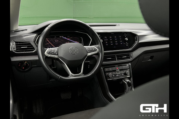 Volkswagen T-Cross 1.0 TSI R-Line Carplay | Cruise | Virtual Volkswagen T-Cross 1.0 TSI R-Line Carplay | Cruise | Virtual