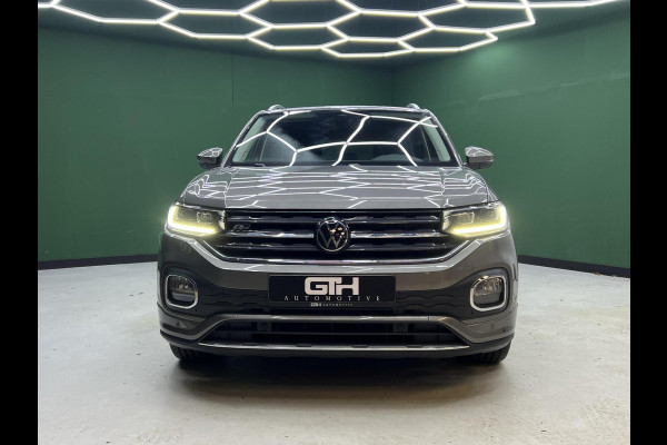 Volkswagen T-Cross 1.0 TSI R-Line Carplay | Cruise | Virtual Volkswagen T-Cross 1.0 TSI R-Line Carplay | Cruise | Virtual