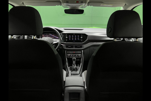 Volkswagen T-Cross 1.0 TSI R-Line Carplay | Cruise | Virtual Volkswagen T-Cross 1.0 TSI R-Line Carplay | Cruise | Virtual