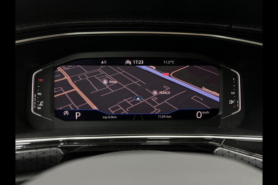 Volkswagen T-Cross 1.0 TSI R-Line Carplay | Cruise | Virtual Volkswagen T-Cross 1.0 TSI R-Line Carplay | Cruise | Virtual