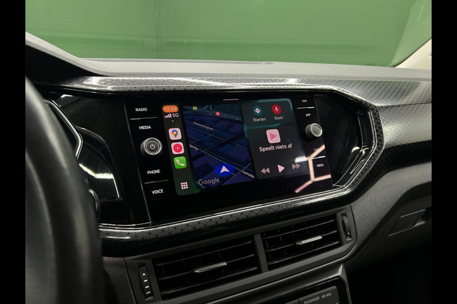 Volkswagen T-Cross 1.0 TSI R-Line Carplay | Cruise | Virtual Volkswagen T-Cross 1.0 TSI R-Line Carplay | Cruise | Virtual
