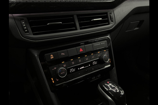Volkswagen T-Cross 1.0 TSI R-Line Carplay | Cruise | Virtual Volkswagen T-Cross 1.0 TSI R-Line Carplay | Cruise | Virtual