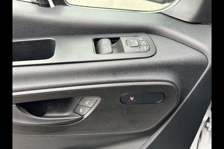 Mercedes-Benz Sprinter 317 CDI L2 H2 PRO / LED / MBUX / Navigatie / Camera / Parkeersensoren / Cruise control / Airco / 270 Graden achterdeuren