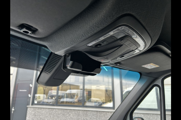 Mercedes-Benz Sprinter 317 CDI L2 H2 PRO / LED / MBUX / Navigatie / Camera / Parkeersensoren / Cruise control / Airco / 270 Graden achterdeuren