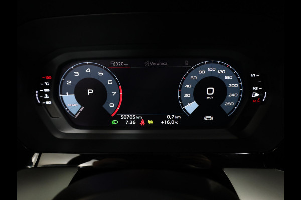 Audi A3 Sportback 30 TFSI Pro Line 110 pk S-tronic | Gratis Winterset | Parkeersensoren achter | Cruise control | Apple Carplay/Android Auto | LED koplampen |