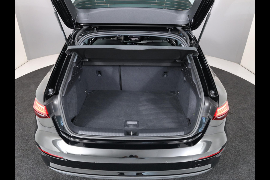 Audi A3 Sportback 30 TFSI Pro Line 110 pk S-tronic | Gratis Winterset | Parkeersensoren achter | Cruise control | Apple Carplay/Android Auto | LED koplampen |