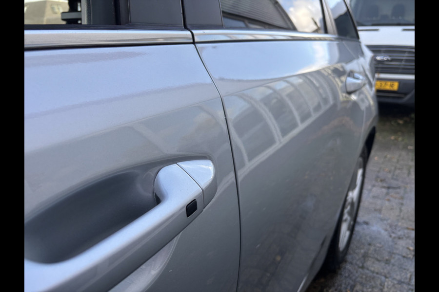 Kia Ceed Sportswagon 1.0 T-GDi DynamicPlusLine | Parkeer Camera | Stuur Verwarming | Stoel Verwarming | Apple Carplay Kia Ceed Sportswagon 1.0 T-GDi DynamicPlusLine | Parkeer Camera | Stuur Verwarming | Stoel Verwarming | Apple Carplay