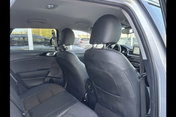 Kia Ceed Sportswagon 1.0 T-GDi DynamicPlusLine | Parkeer Camera | Stuur Verwarming | Stoel Verwarming | Apple Carplay Kia Ceed Sportswagon 1.0 T-GDi DynamicPlusLine | Parkeer Camera | Stuur Verwarming | Stoel Verwarming | Apple Carplay