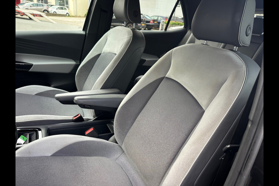 Volkswagen ID.3 First Plus 58 kWh Camera /Stoelverw./ PDC Volkswagen ID.3 First Plus 58 kWh Camera /Stoelverw./ PDC
