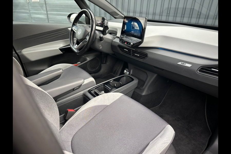 Volkswagen ID.3 First Plus 58 kWh Camera /Stoelverw./ PDC Volkswagen ID.3 First Plus 58 kWh Camera /Stoelverw./ PDC