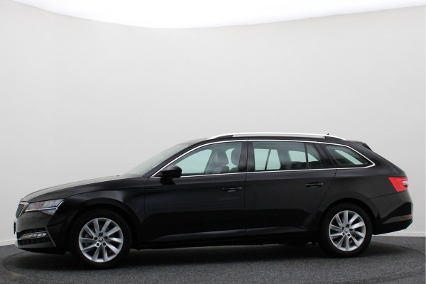 Škoda Superb Combi 1.4 TSI iV Business Edition Plus Leer, Camera, Apple Carplay, Elektr. Stoel, LED, Trekhaak, PDC Škoda Superb Combi 1.4 TSI iV Business Edition Plus Leer, Camera, Apple Carplay, Elektr. Stoel, LED, Trekhaak, PDC