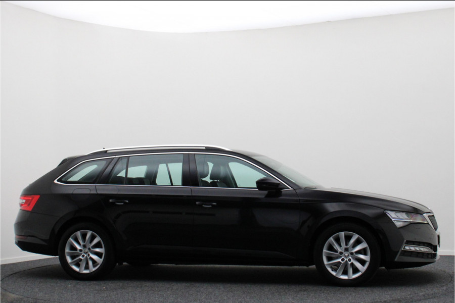 Škoda Superb Combi 1.4 TSI iV Business Edition Plus Leer, Camera, Apple Carplay, Elektr. Stoel, LED, Trekhaak, PDC Škoda Superb Combi 1.4 TSI iV Business Edition Plus Leer, Camera, Apple Carplay, Elektr. Stoel, LED, Trekhaak, PDC