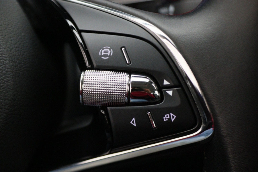 Škoda Superb Combi 1.4 TSI iV Business Edition Plus Leer, Camera, Apple Carplay, Elektr. Stoel, LED, Trekhaak, PDC Škoda Superb Combi 1.4 TSI iV Business Edition Plus Leer, Camera, Apple Carplay, Elektr. Stoel, LED, Trekhaak, PDC