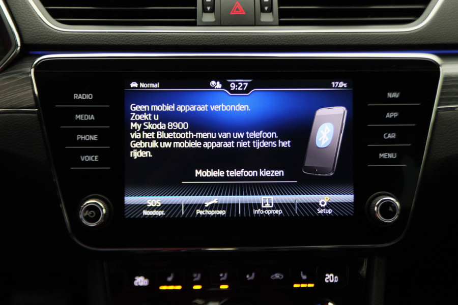 Škoda Superb Combi 1.4 TSI iV Business Edition Plus Leer, Camera, Apple Carplay, Elektr. Stoel, LED, Trekhaak, PDC Škoda Superb Combi 1.4 TSI iV Business Edition Plus Leer, Camera, Apple Carplay, Elektr. Stoel, LED, Trekhaak, PDC