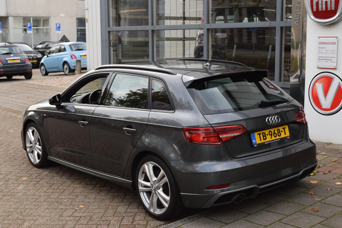 Audi A3 Sportback S Line|Led|Dynamisch|18"|Carplay|Orig.NL Audi A3 Sportback S Line|Led|Dynamisch|18"|Carplay|Orig.NL