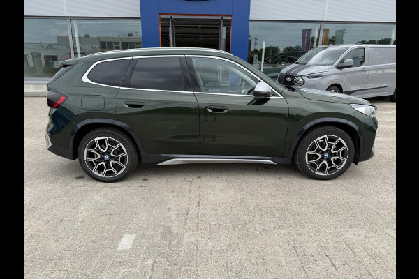 BMW iX1 eDrive20 67 kWh 204pk | X-Line | Travel Pack  | Innovation Pack | Adaptieve cruise controle | HiFi System Harman Kardon | Panoramadak | Head up Display BMW iX1 eDrive20 67 kWh 204pk | X-Line | Travel Pack  | Innovation Pack | Adaptieve cruise controle | HiFi System Harman Kardon | Panoramadak | Head up Display