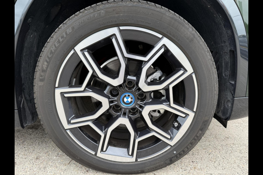 BMW iX1 eDrive20 67 kWh 204pk | X-Line | Travel Pack  | Innovation Pack | Adaptieve cruise controle | HiFi System Harman Kardon | Panoramadak | Head up Display BMW iX1 eDrive20 67 kWh 204pk | X-Line | Travel Pack  | Innovation Pack | Adaptieve cruise controle | HiFi System Harman Kardon | Panoramadak | Head up Display