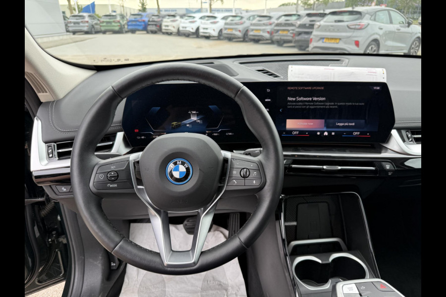 BMW iX1 eDrive20 67 kWh 204pk | X-Line | Travel Pack  | Innovation Pack | Adaptieve cruise controle | HiFi System Harman Kardon | Panoramadak | Head up Display BMW iX1 eDrive20 67 kWh 204pk | X-Line | Travel Pack  | Innovation Pack | Adaptieve cruise controle | HiFi System Harman Kardon | Panoramadak | Head up Display