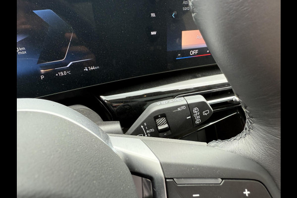 BMW iX1 eDrive20 67 kWh 204pk | X-Line | Travel Pack  | Innovation Pack | Adaptieve cruise controle | HiFi System Harman Kardon | Panoramadak | Head up Display BMW iX1 eDrive20 67 kWh 204pk | X-Line | Travel Pack  | Innovation Pack | Adaptieve cruise controle | HiFi System Harman Kardon | Panoramadak | Head up Display