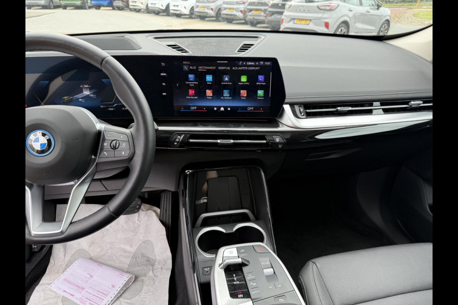 BMW iX1 eDrive20 67 kWh 204pk | X-Line | Travel Pack  | Innovation Pack | Adaptieve cruise controle | HiFi System Harman Kardon | Panoramadak | Head up Display BMW iX1 eDrive20 67 kWh 204pk | X-Line | Travel Pack  | Innovation Pack | Adaptieve cruise controle | HiFi System Harman Kardon | Panoramadak | Head up Display