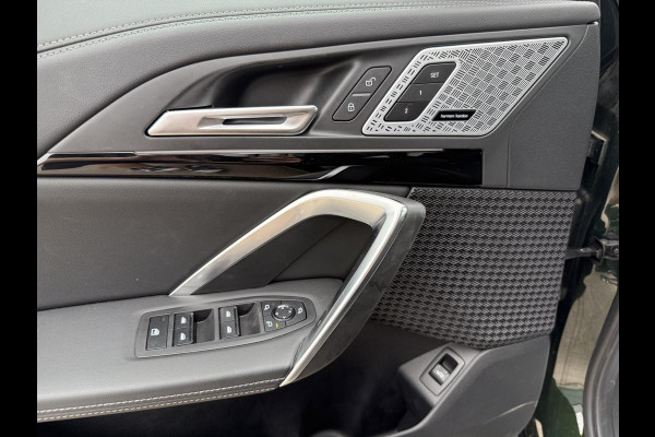 BMW iX1 eDrive20 67 kWh 204pk | X-Line | Travel Pack  | Innovation Pack | Adaptieve cruise controle | HiFi System Harman Kardon | Panoramadak | Head up Display BMW iX1 eDrive20 67 kWh 204pk | X-Line | Travel Pack  | Innovation Pack | Adaptieve cruise controle | HiFi System Harman Kardon | Panoramadak | Head up Display