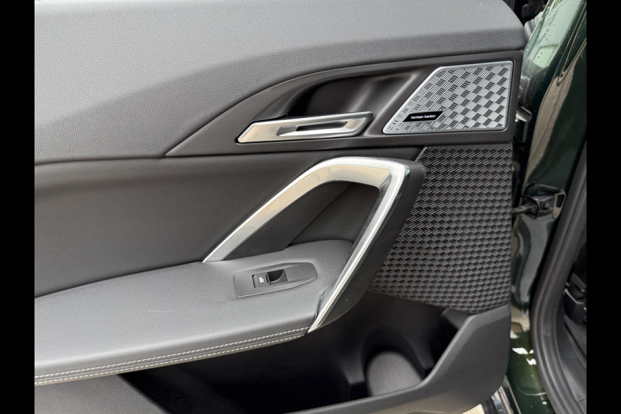 BMW iX1 eDrive20 67 kWh 204pk | X-Line | Travel Pack  | Innovation Pack | Adaptieve cruise controle | HiFi System Harman Kardon | Panoramadak | Head up Display BMW iX1 eDrive20 67 kWh 204pk | X-Line | Travel Pack  | Innovation Pack | Adaptieve cruise controle | HiFi System Harman Kardon | Panoramadak | Head up Display