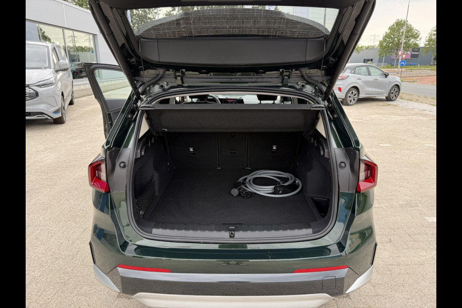 BMW iX1 eDrive20 67 kWh 204pk | X-Line | Travel Pack  | Innovation Pack | Adaptieve cruise controle | HiFi System Harman Kardon | Panoramadak | Head up Display BMW iX1 eDrive20 67 kWh 204pk | X-Line | Travel Pack  | Innovation Pack | Adaptieve cruise controle | HiFi System Harman Kardon | Panoramadak | Head up Display