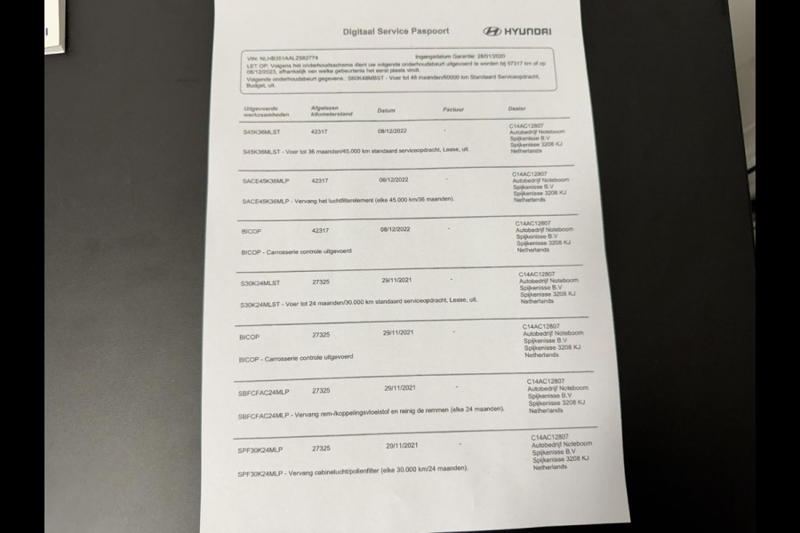 Hyundai i20 1.0 T-GDI Premium Dealer onderhouden Cruise control Climate control Parkeersensoren v/a Navigatie Apple / Android DAB Hyundai i20 1.0 T-GDI Premium Dealer onderhouden Cruise control Climate control Parkeersensoren v/a Navigatie Apple / Android DAB
