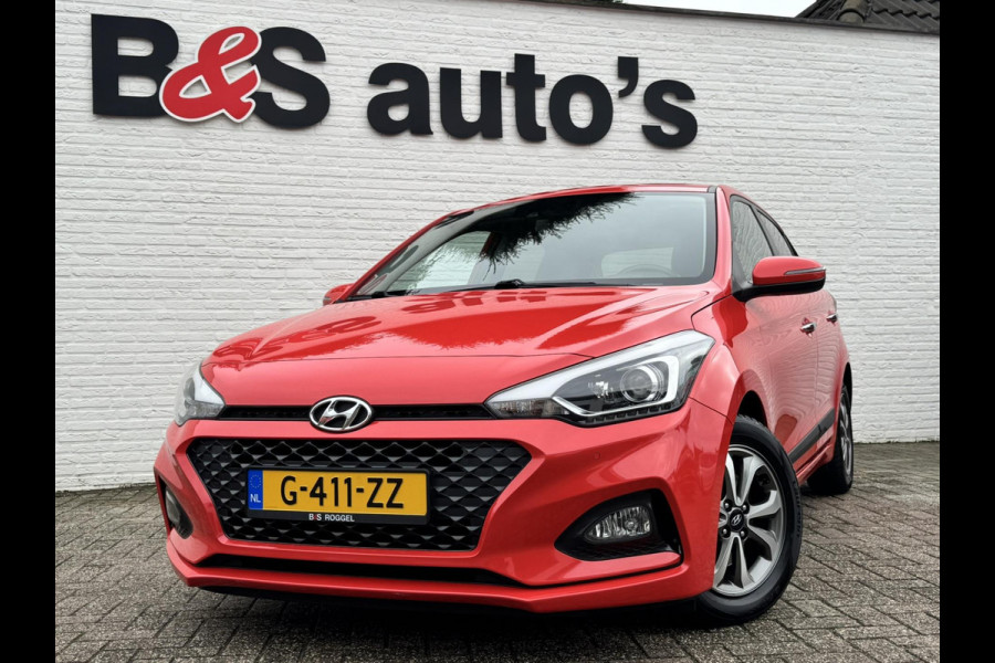 Hyundai i20 1.0 T-GDI Premium Dealer onderhouden Cruise control Climate control Parkeersensoren v/a Navigatie Apple / Android DAB Hyundai i20 1.0 T-GDI Premium Dealer onderhouden Cruise control Climate control Parkeersensoren v/a Navigatie Apple / Android DAB