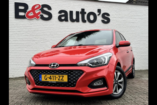 Hyundai i20 1.0 T-GDI Premium Dealer onderhouden Cruise control Climate control Parkeersensoren v/a Navigatie Apple / Android DAB Hyundai i20 1.0 T-GDI Premium Dealer onderhouden Cruise control Climate control Parkeersensoren v/a Navigatie Apple / Android DAB